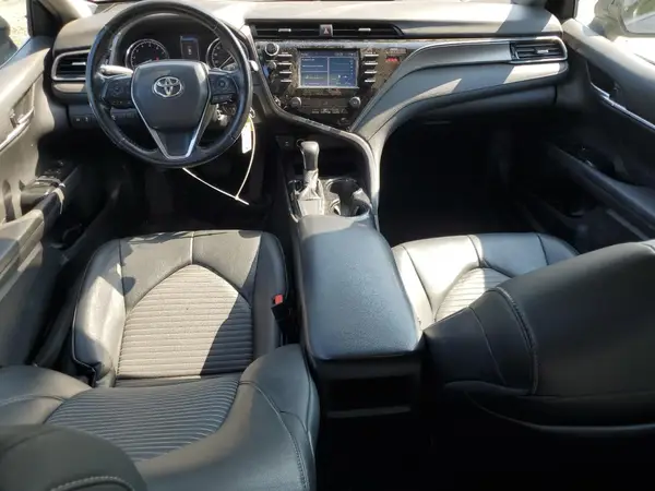 4T1B11HK4KU804424 2019 TOYOTA CAMRY - Image 8