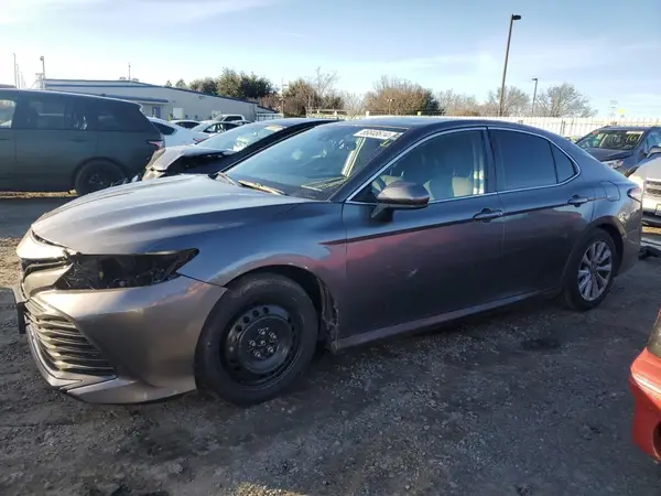 4T1B11HK4KU805198 2019 TOYOTA CAMRY - Image 1
