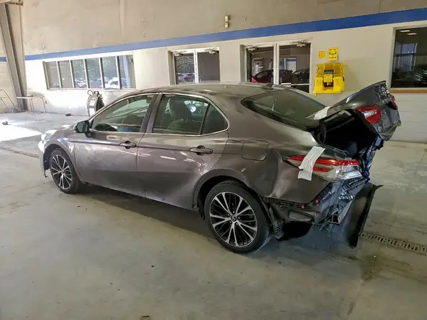 4T1B11HK4KU805492 2019 TOYOTA CAMRY - Image 2