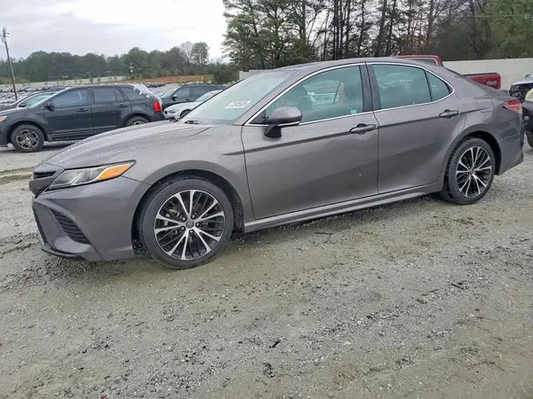 4T1B11HK4KU806884 2019 TOYOTA CAMRY - Image 1