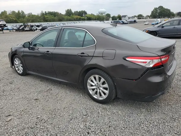 4T1B11HK4KU809669 2019 TOYOTA CAMRY - Image 2