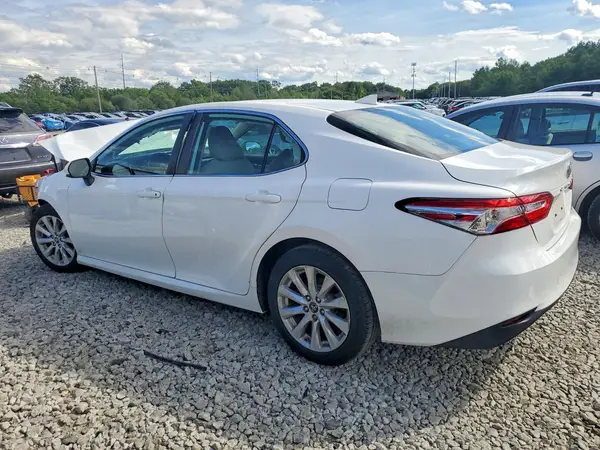 4T1B11HK4KU819618 2019 TOYOTA CAMRY - Image 2