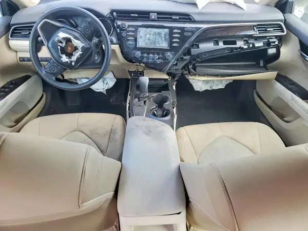 4T1B11HK4KU819618 2019 TOYOTA CAMRY - Image 8