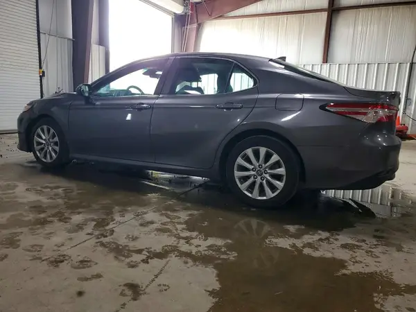 4T1B11HK4KU820834 2019 TOYOTA CAMRY - Image 2