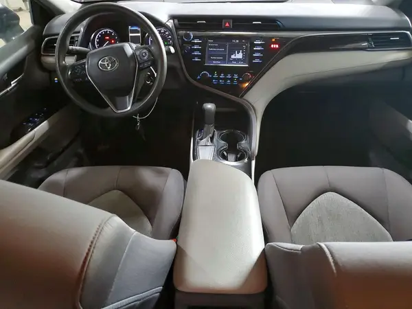 4T1B11HK4KU820834 2019 TOYOTA CAMRY - Image 8