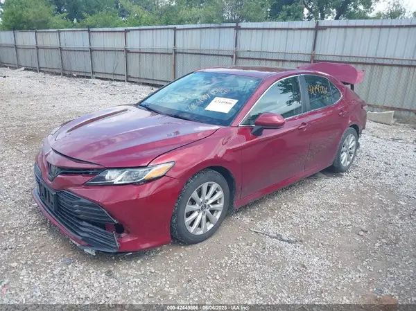 4T1B11HK4KU821420 2019 TOYOTA CAMRY - Image 2