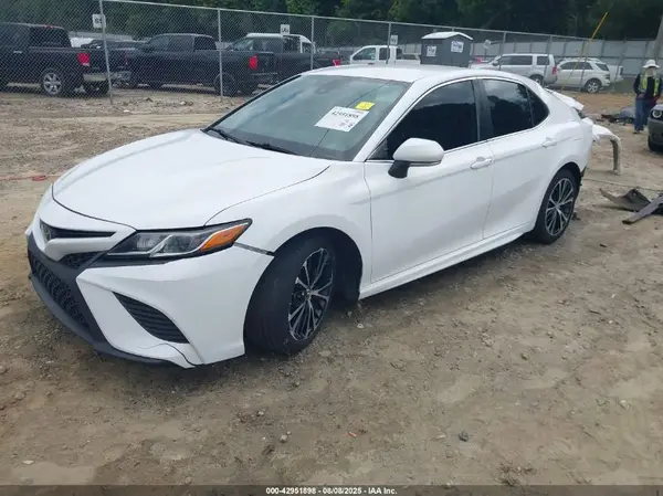 4T1B11HK4KU822244 2019 TOYOTA CAMRY - Image 2