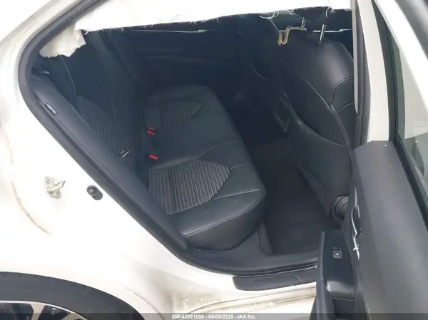 4T1B11HK4KU822244 2019 TOYOTA CAMRY - Image 8