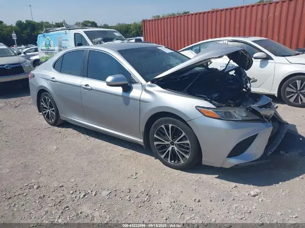 4T1B11HK4KU827332 2019 TOYOTA CAMRY - Image 1