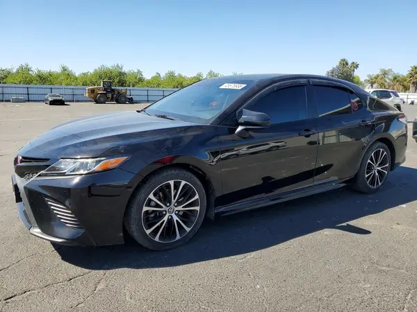 4T1B11HK4KU828030 2019 TOYOTA CAMRY - Image 1