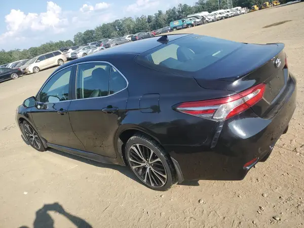 4T1B11HK4KU828495 2019 TOYOTA CAMRY - Image 2