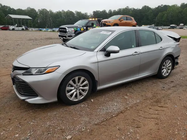 4T1B11HK4KU829761 2019 TOYOTA CAMRY - Image 1