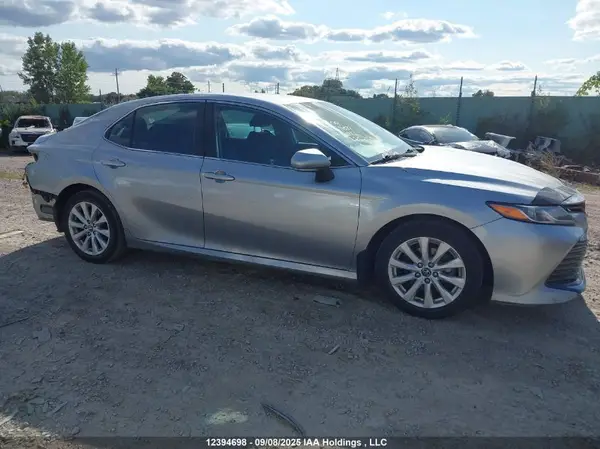 4T1B11HK4KU835107 2019 TOYOTA CAMRY - Image 1