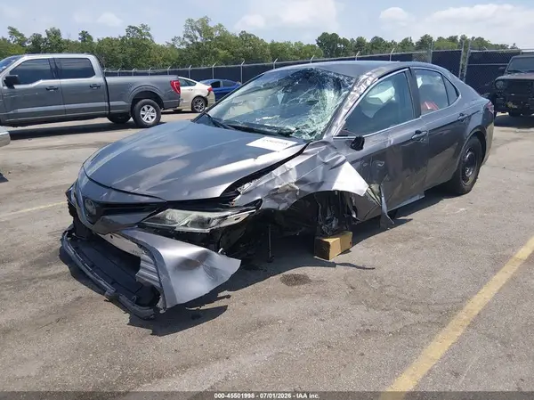 4T1B11HK4KU836404 2019 TOYOTA CAMRY - Image 2