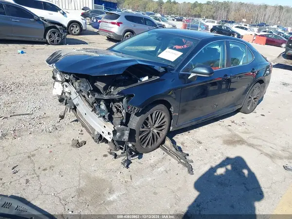 4T1B11HK4KU837861 2019 TOYOTA CAMRY - Image 2