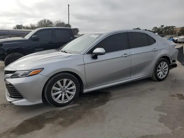 4T1B11HK4KU839769 2019 TOYOTA CAMRY - Image 1