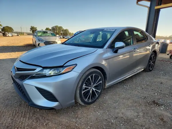 4T1B11HK4KU843059 2019 TOYOTA CAMRY - Image 1