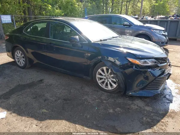 4T1B11HK4KU843756 2019 TOYOTA CAMRY - Image 1
