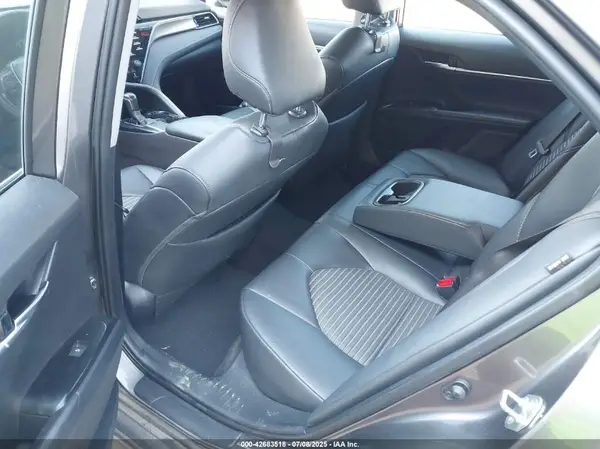 4T1B11HK4KU846415 2019 TOYOTA CAMRY - Image 8