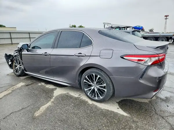 4T1B11HK4KU852831 2019 TOYOTA CAMRY - Image 2