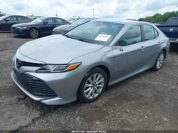 4T1B11HK4KU853459 2019 TOYOTA CAMRY - Image 2