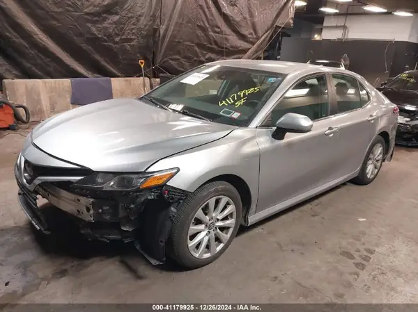 4T1B11HK4KU856197 2019 TOYOTA CAMRY - Image 2