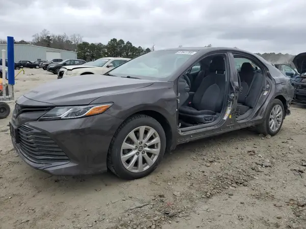 4T1B11HK5JU005301 2018 TOYOTA CAMRY - Image 1
