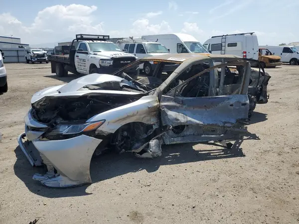 4T1B11HK5JU005766 2018 TOYOTA CAMRY - Image 1