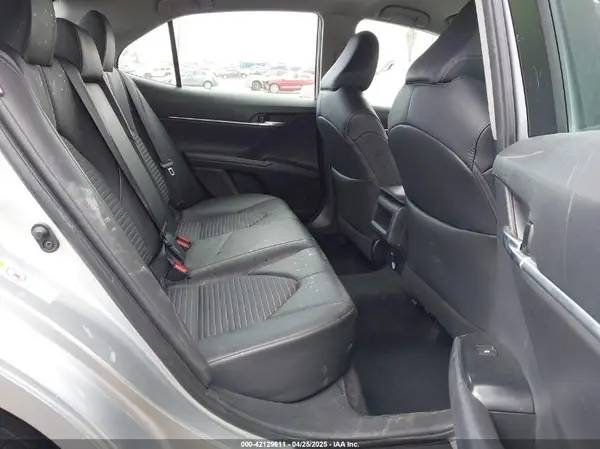 4T1B11HK5JU014158 2018 TOYOTA CAMRY - Image 8