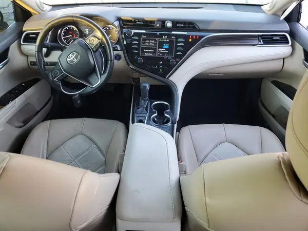 4T1B11HK5JU015696 2018 TOYOTA CAMRY - Image 8