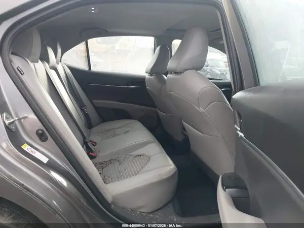 4T1B11HK5JU016170 2018 TOYOTA CAMRY - Image 8