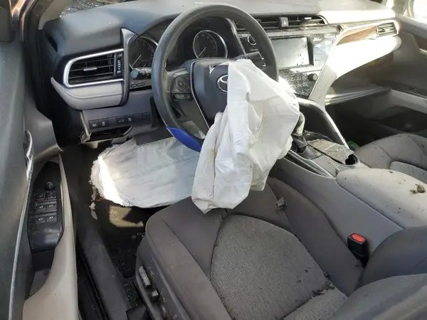 4T1B11HK5JU023006 2018 TOYOTA CAMRY - Image 8