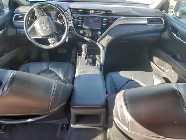 4T1B11HK5JU024818 2018 TOYOTA CAMRY - Image 8