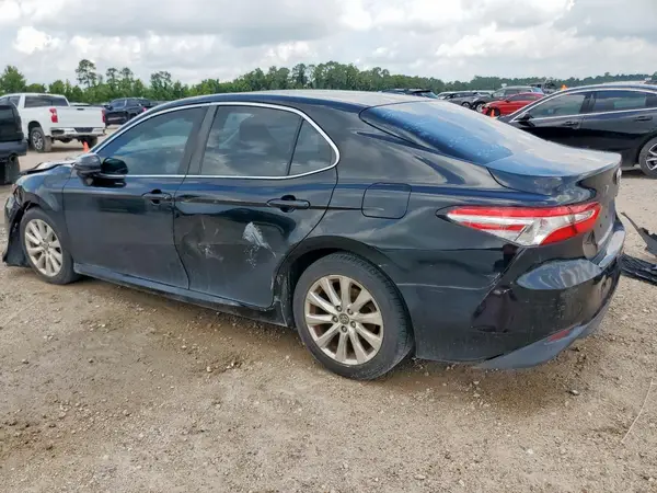 4T1B11HK5JU036158 2018 TOYOTA CAMRY - Image 2