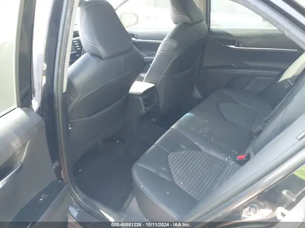 4T1B11HK5JU038640 2018 TOYOTA CAMRY - Image 8