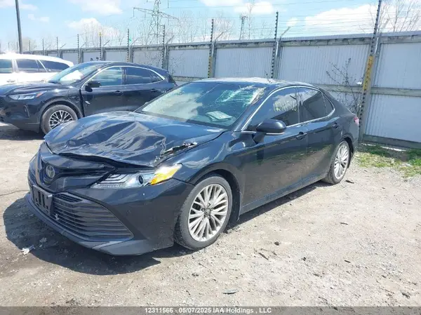 4T1B11HK5JU040078 2018 TOYOTA CAMRY - Image 2