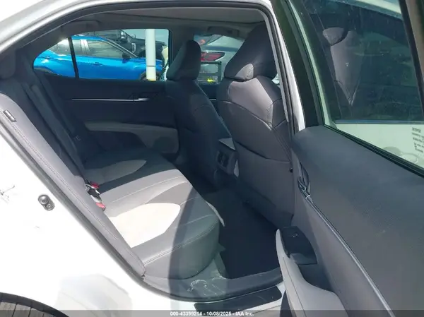 4T1B11HK5JU040176 2018 TOYOTA CAMRY - Image 8
