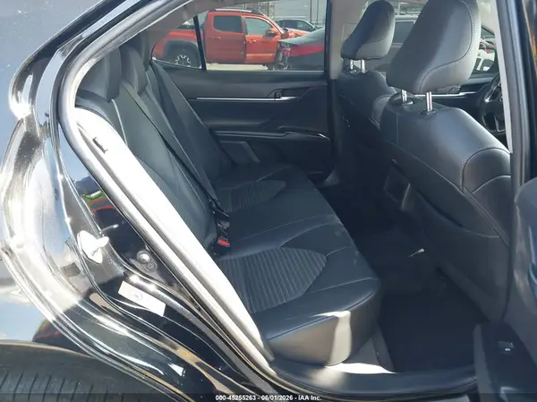 4T1B11HK5JU041781 2018 TOYOTA CAMRY - Image 8