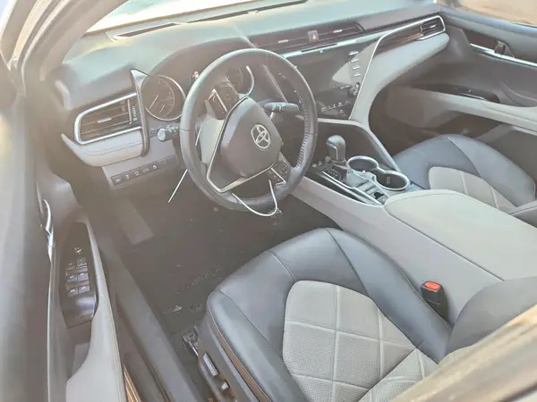 4T1B11HK5JU042218 2018 TOYOTA CAMRY - Image 8