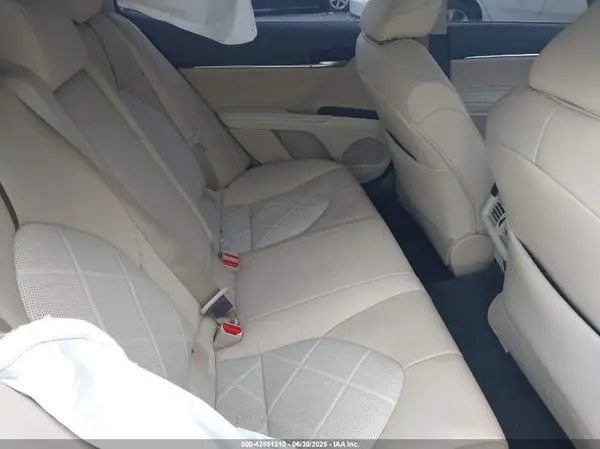 4T1B11HK5JU044650 2018 TOYOTA CAMRY - Image 8