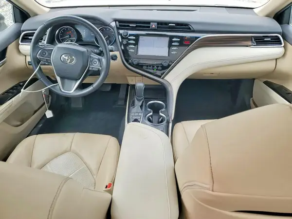 4T1B11HK5JU048097 2018 TOYOTA CAMRY - Image 8