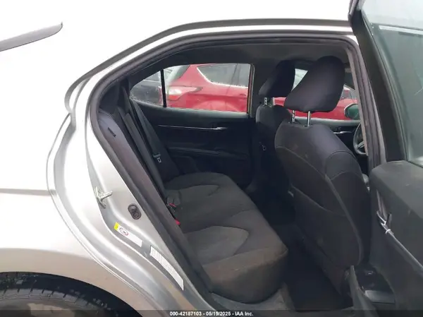 4T1B11HK5JU056958 2018 TOYOTA CAMRY - Image 8