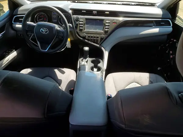 4T1B11HK5JU058323 2018 TOYOTA CAMRY - Image 8