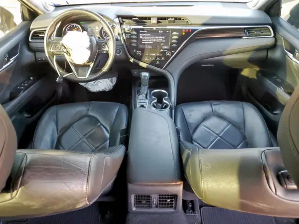 4T1B11HK5JU058869 2018 TOYOTA CAMRY - Image 8
