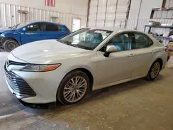 4T1B11HK5JU060640 2018 TOYOTA CAMRY