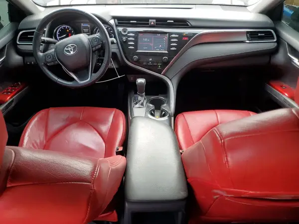 4T1B11HK5JU065580 2018 TOYOTA CAMRY - Image 8