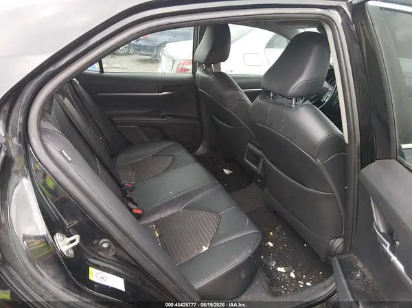 4T1B11HK5JU066812 2018 TOYOTA CAMRY - Image 8