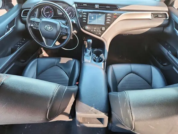 4T1B11HK5JU068785 2018 TOYOTA CAMRY - Image 8