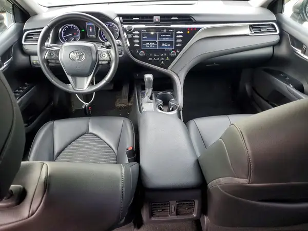 4T1B11HK5JU070066 2018 TOYOTA CAMRY - Image 8