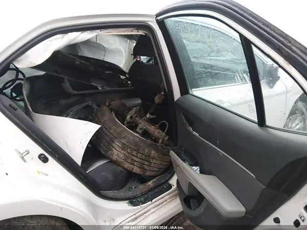 4T1B11HK5JU072092 2018 TOYOTA CAMRY - Image 8